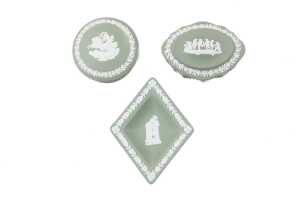 Seven pieces of Wedgwood Jasperware - 2