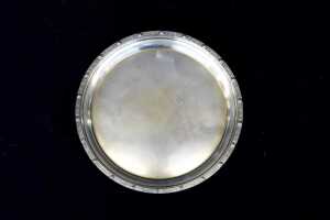 English sterling silver salver, 297g