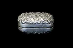 Edwardian English sterling silver box, weight 113g - 2