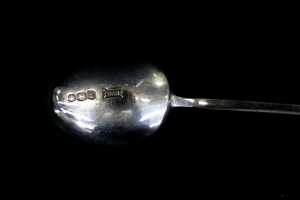 Set of six Walker & Hall Art Deco sterling silver coffee spoons, weight 34g - 4
