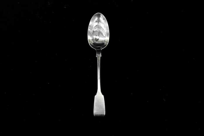 Victorian English sterling silver tablespoon, weight 68g