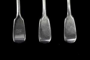 Set of five William IV English sterling silver teaspoons, weight 130g - 3