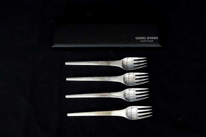 Georg Jensen Caravel sterling silver dinner forks for four. 230g.