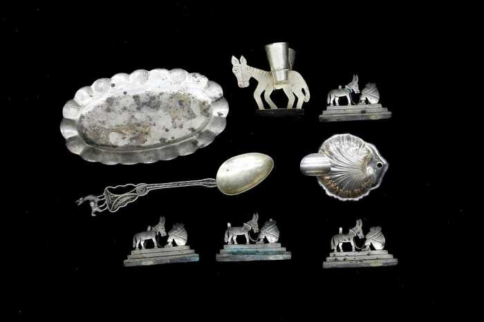 Group of Mexican sterling silver items, weight 102g
