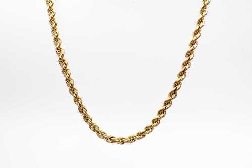 A rope link necklace in 9 carat yellow gold