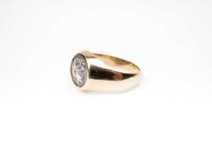 A Philip of Macedon coin signet ring in 14 carat yellow gold. - 3