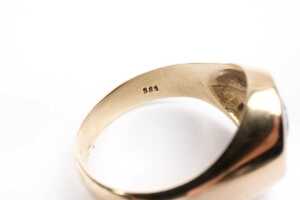A Philip of Macedon coin signet ring in 14 carat yellow gold. - 5