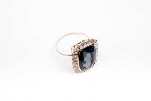A London blue topaz and diamond ring in 14 carat yellow gold - 2