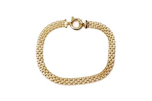 A mesh link bracelet in 9 carat yellow gold