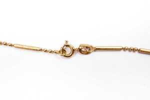 An Italian fancy link necklace in 9 carat yellow gold - 4