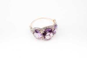 An amethyst and diamond ring in 14 carat yellow gold - 2