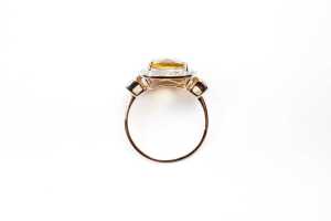 A citrine, white topaz and diamond ring in 9 carat yellow gold - 4