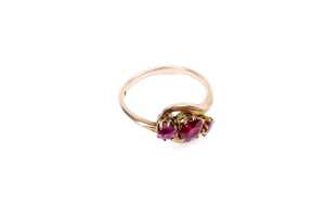 An antique ruby and garnet ring in 15 carat yellow gold - 2