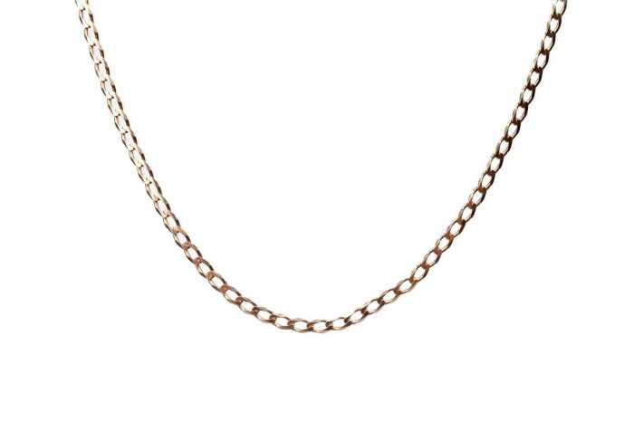 A curb link necklace in 9 carat yellow gold