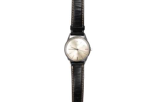 A vintage Longines automatic gents watch