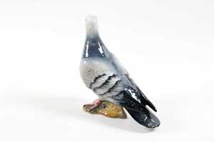 Beswick 'Pigeon' porcelain bird figure - 2