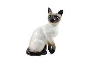 Beswick 'Siamese Cat' porcelain figure