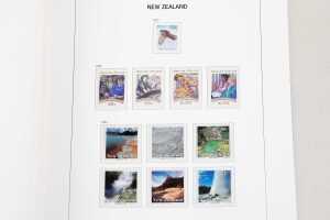 New Zealand stamp collection in five Davo albums - 4