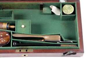 Antique mahogany pistol box with accessories - 4