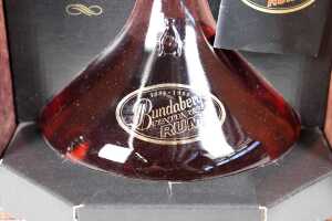 Bundaberg Vat 100 1888-1988 centenary rum - 3