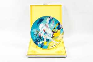 Five Royal Doulton Collectors International porcelain cabinet plates - 6