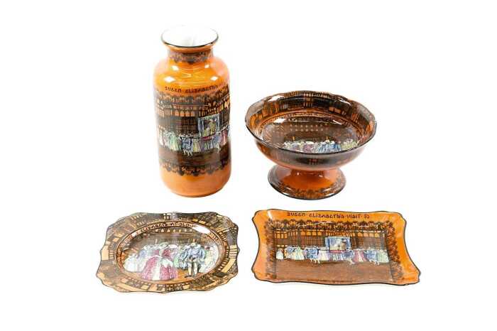 Royal Doulton Queen Elizabeth at 'Old Moreton 1583' porcelain Series Ware