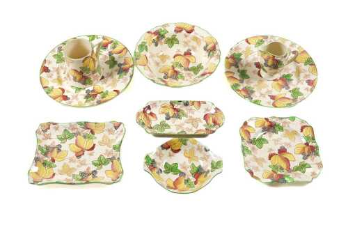 Royal Doulton 'Blackberry' porcelain Series Ware
