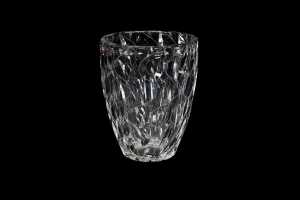 Clyne Farquharson cut crystal vase for John Walsh, 1935