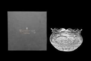 Two Waterford crystal decorative pieces - 6