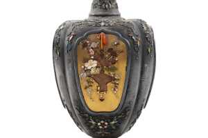 Antique Japanese silver vase - 4