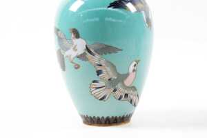 Pair of Japanese cloisonne vases - 3