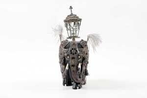 Two Sri Lankan elephant figures with silver overlay supporting shrines - 3