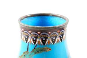 Pair of antique Chinese cloisonne vases - 4