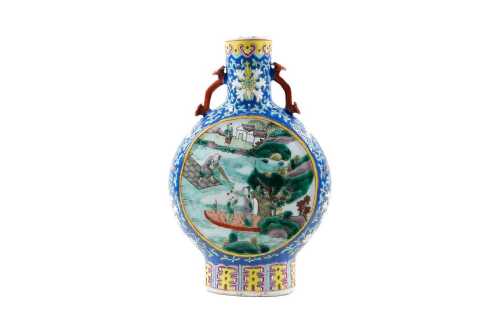 Chinese porcelain moon flask vase