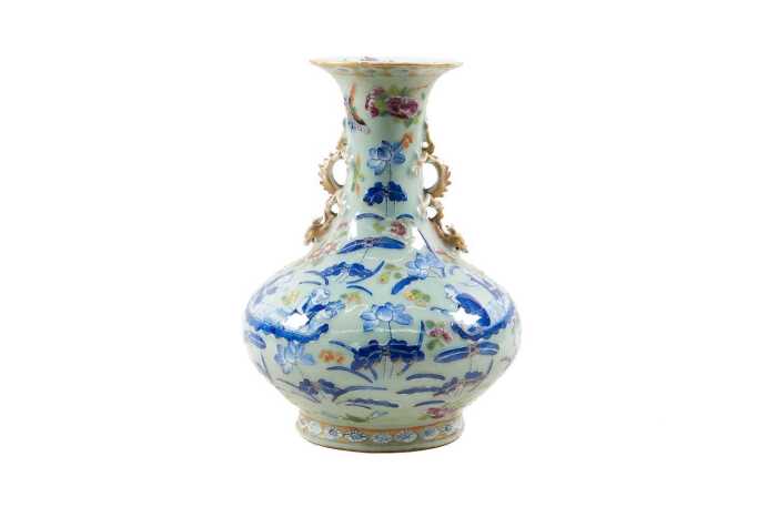 Chinese porcelain twin handled vase