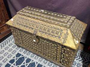 Zanzibar chest - 2