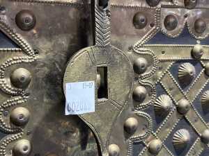 Zanzibar chest - 6
