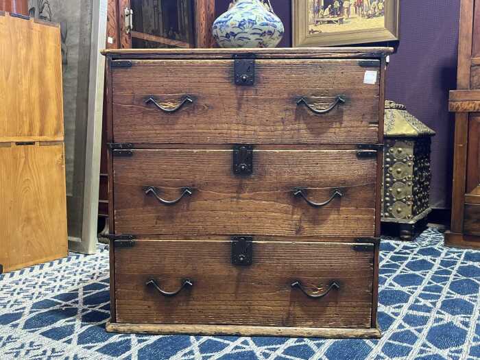 Korean elm and pine chest of three drawers