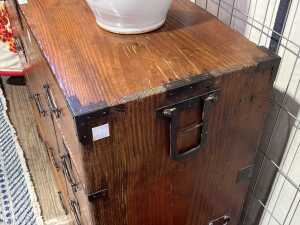 Japanese pine tansu chest - 4