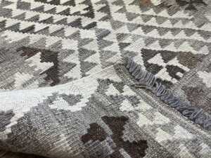 Afghan Kilim hand woven wool rug - 4
