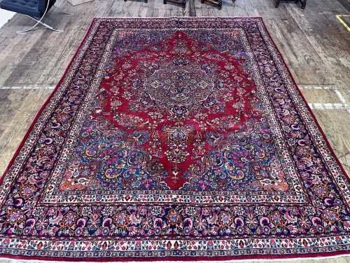 Persian Kashghai Hamadan hand knotted wool rug