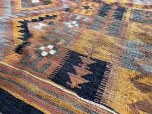 Afghan Kilim flat woven wool rug - 3