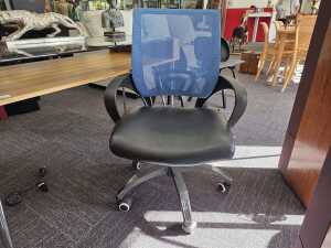 IGO ergonomic office chair