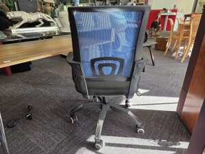IGO ergonomic office chair - 2