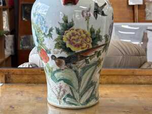 Chinese porcelain twin-handled floor vase - 3