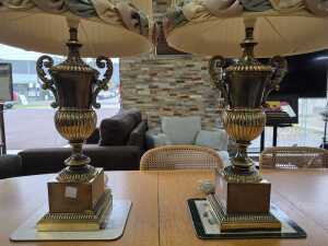 Pair of Neoclassical style table lamps - 2