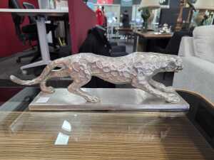 Metal leopard figure on a base in silver tone - 2