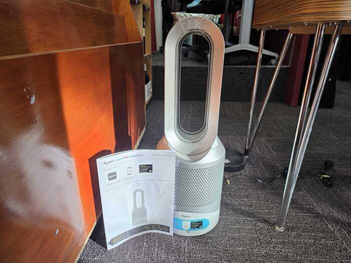 Dyson HP02 Pure bladeless fan hot + cool