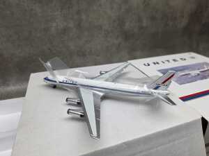 Inflight United Airlines 1:200 scale model Aeroplane - 3