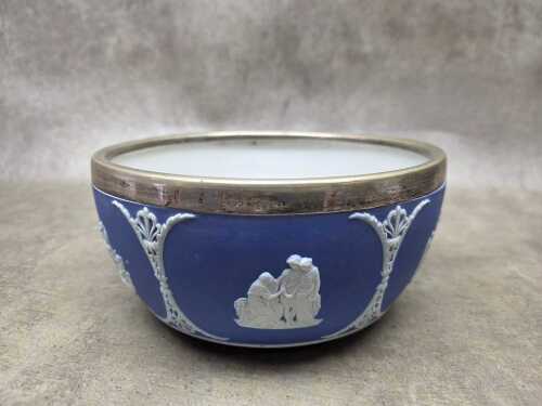 87 · Wedgwood Jasperware porcelain bowl